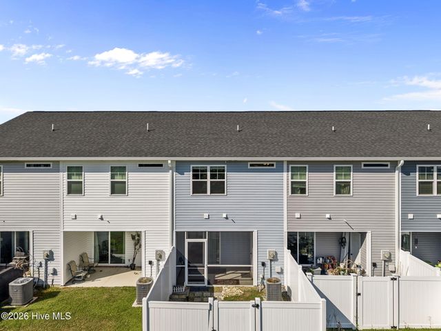 6 Outrigger Drive, Swansboro, NC 28584