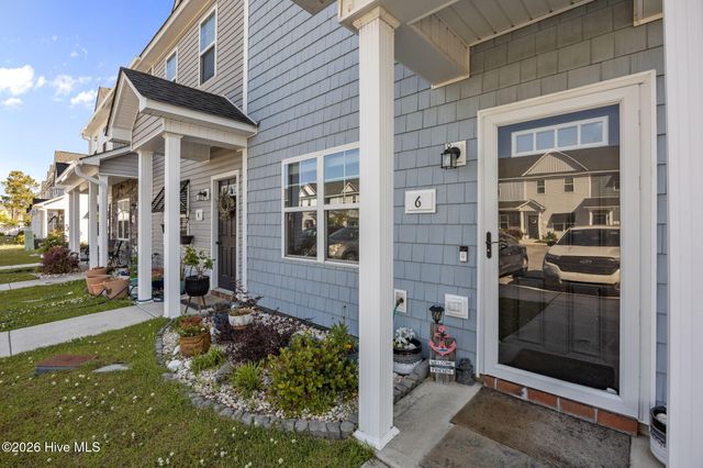 6 Outrigger Drive, Swansboro, NC 28584
