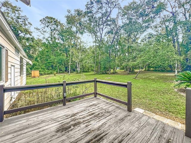 9116 CR 647CS, Bushnell, FL 33513