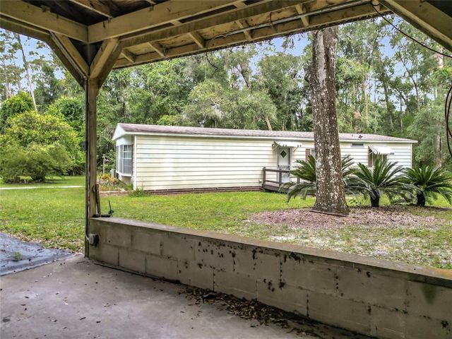9116 CR 647CS, Bushnell, FL 33513