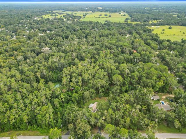 9116 CR 647CS, Bushnell, FL 33513