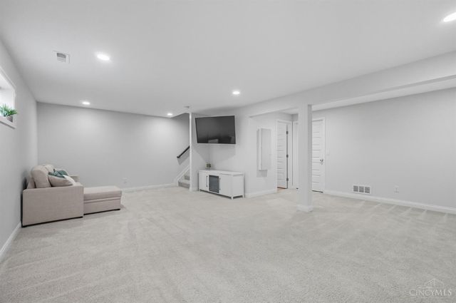 5280 Mariners Way, Liberty Twp, OH 45011