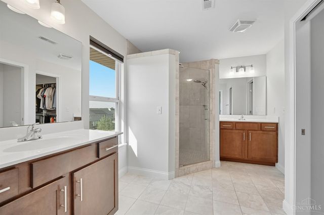 5280 Mariners Way, Liberty Twp, OH 45011