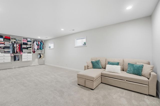 5280 Mariners Way, Liberty Twp, OH 45011
