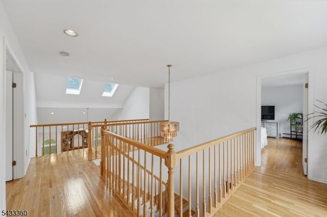4 Tania Ct, Roxbury Twp., NJ 07876