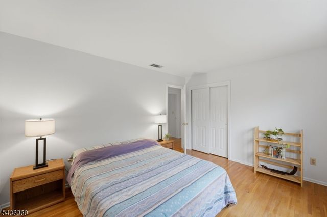 4 Tania Ct, Roxbury Twp., NJ 07876