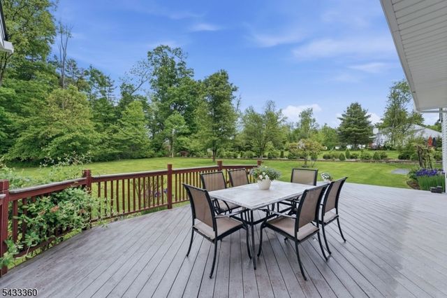 4 Tania Ct, Roxbury Twp., NJ 07876