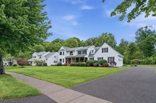4 Tania Ct, Roxbury Twp., NJ 07876