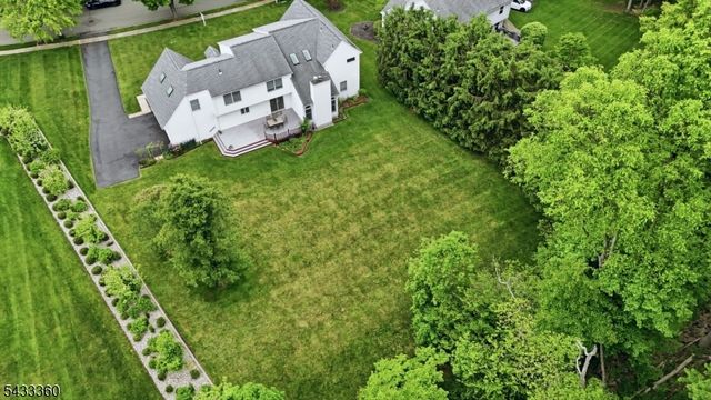 4 Tania Ct, Roxbury Twp., NJ 07876