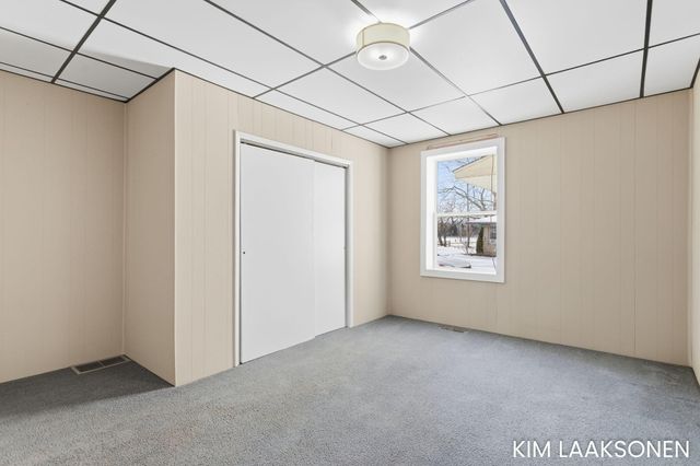 897 W 32nd Street, Holland City, MI 49423