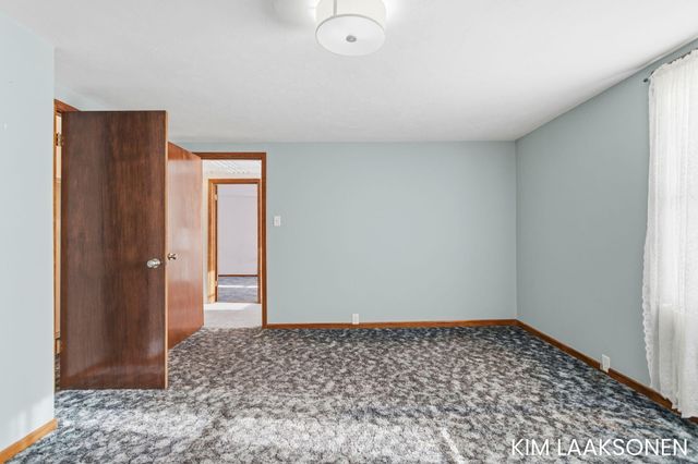 897 W 32nd Street, Holland City, MI 49423