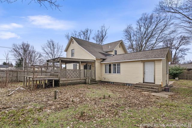 897 W 32nd Street, Holland City, MI 49423