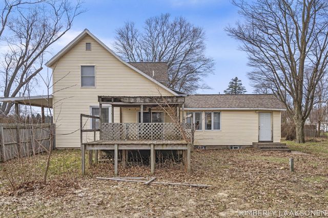 897 W 32nd Street, Holland City, MI 49423