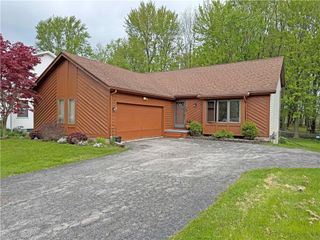 50 Dolman Drive, Gates, NY 14624