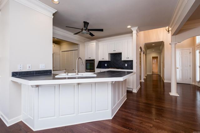 6 Gravelle Drive, Little Rock, AR 72223