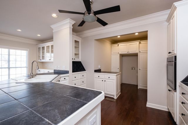 6 Gravelle Drive, Little Rock, AR 72223