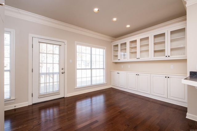 6 Gravelle Drive, Little Rock, AR 72223