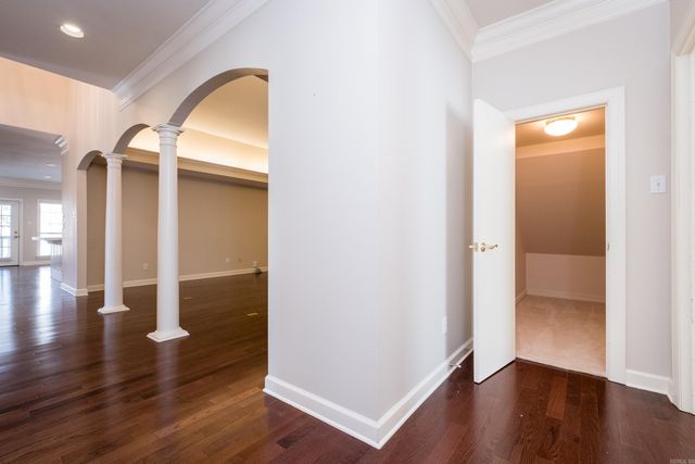 6 Gravelle Drive, Little Rock, AR 72223