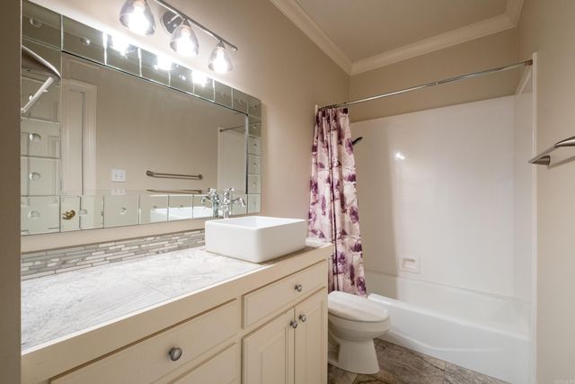 6 Gravelle Drive, Little Rock, AR 72223