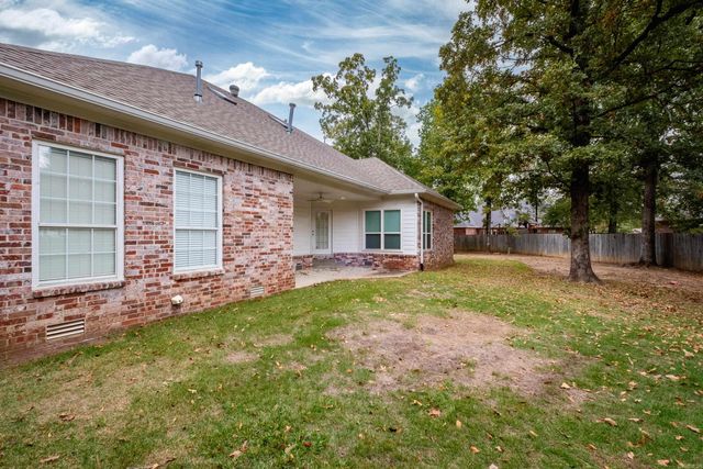 6 Gravelle Drive, Little Rock, AR 72223