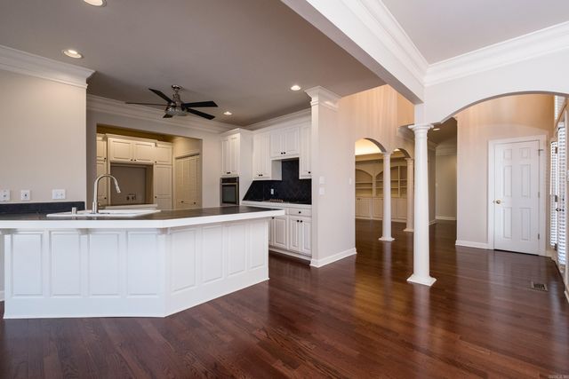 6 Gravelle Drive, Little Rock, AR 72223