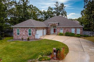 6 Gravelle Drive, Little Rock, AR 72223