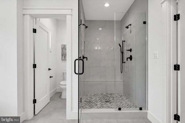 900 CAROLE CT SE, Vienna, VA 22180