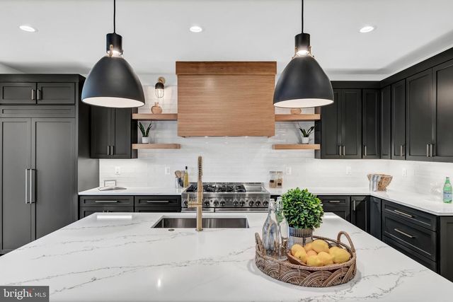 900 CAROLE CT SE, Vienna, VA 22180