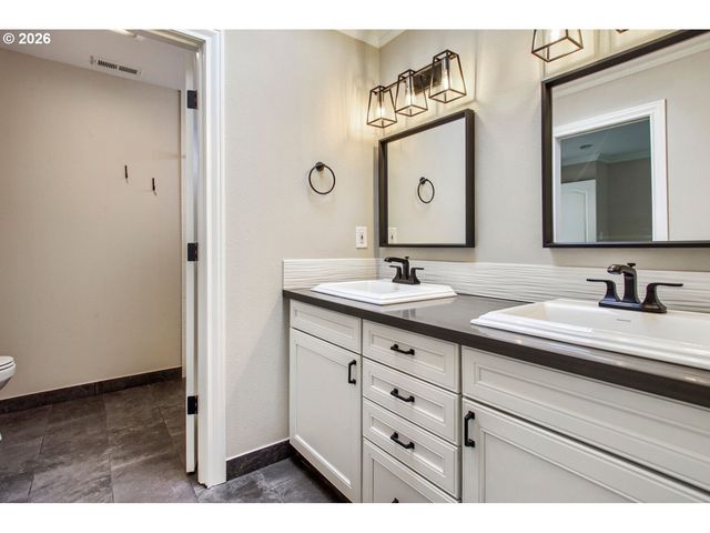 14983 Se BRACKENBUSH Rd, Clackamas, OR 97015