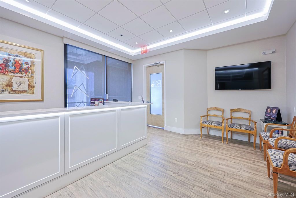 833 Northern Boulevard 270, Great Neck, NY 11021 — photo 4