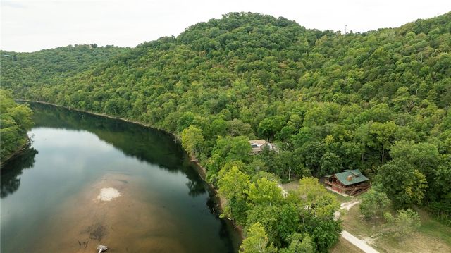 545 County Road 235, Eureka Springs, AR 72632