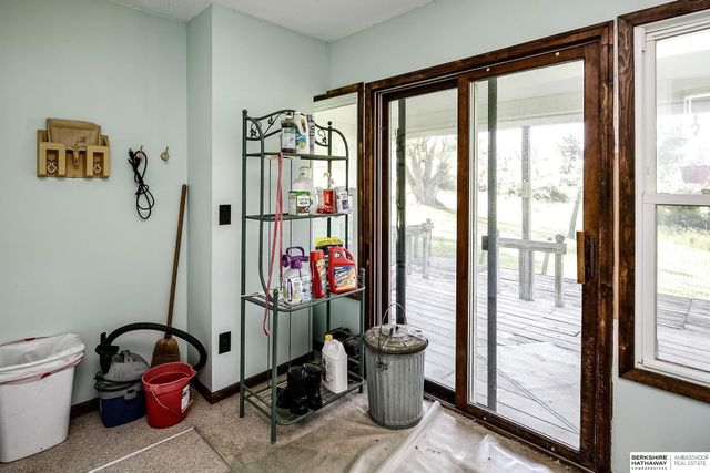 6523 Stones Throw Drive, Omaha, NE 68152