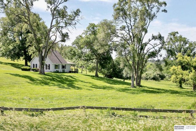 6523 Stones Throw Drive, Omaha, NE 68152