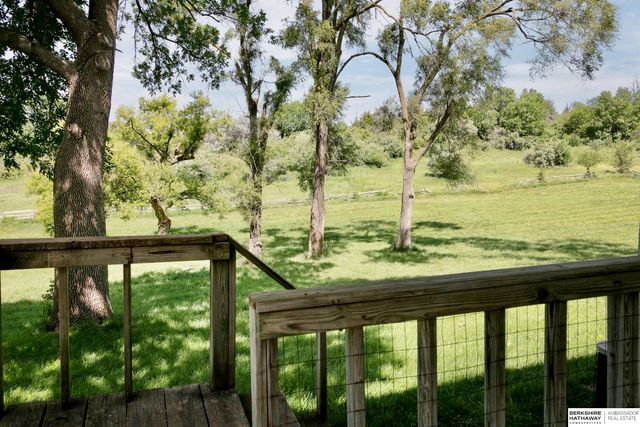 6523 Stones Throw Drive, Omaha, NE 68152