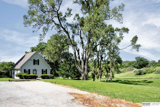 6523 Stones Throw Drive, Omaha, NE 68152