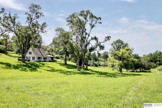 6523 Stones Throw Drive, Omaha, NE 68152