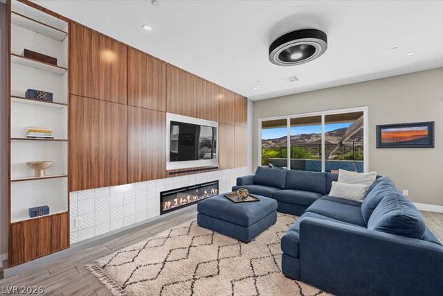 103 Reflection Cove Drive, Henderson, NV 89011