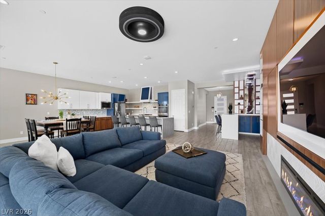 103 Reflection Cove Drive, Henderson, NV 89011