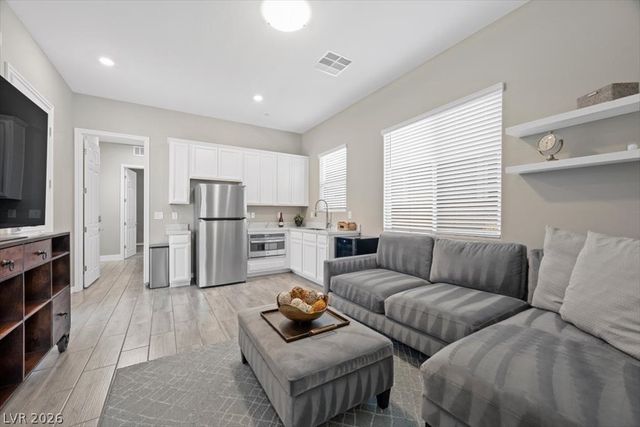 103 Reflection Cove Drive, Henderson, NV 89011
