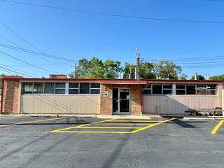 64 N Alfred Avenue A, Elgin, IL 60123