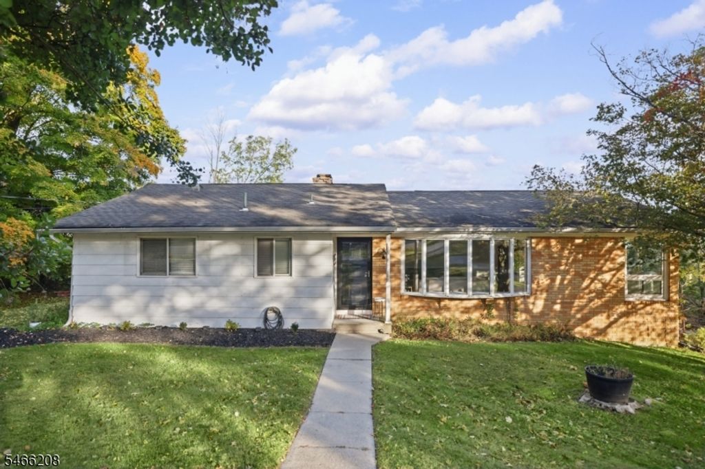 2 Stayman Pl, Vernon Twp., NJ 07418 — photo 2