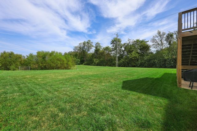 141 Meadowcrest Drive, Georgetown, KY 40324