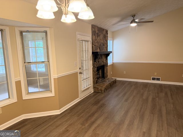 250 Winona Drive, Fayetteville, GA 30214