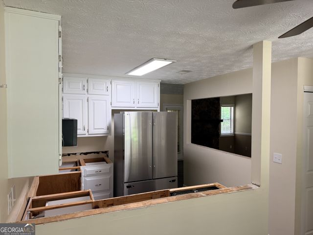 250 Winona Drive, Fayetteville, GA 30214