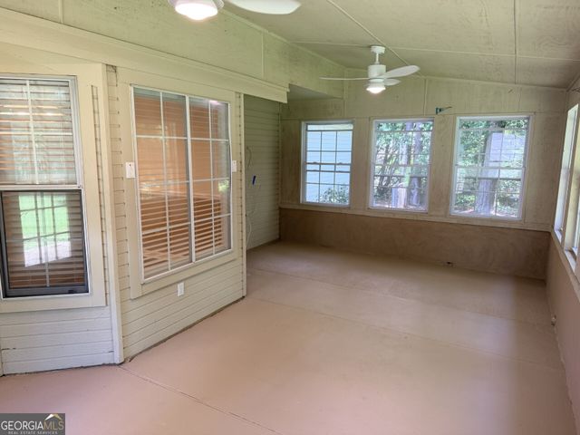 250 Winona Drive, Fayetteville, GA 30214