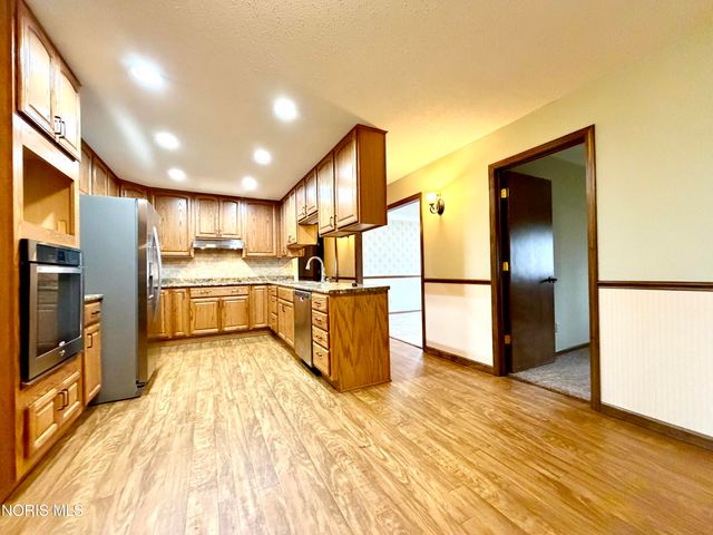 119 Cleveland Avenue, Defiance, OH 43512