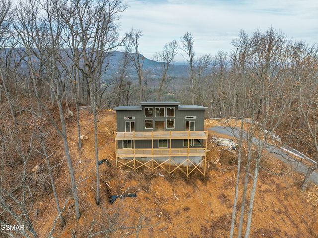 1995 Spurling Road, Sevierville, TN 37862