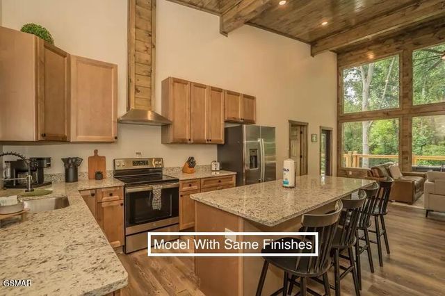 1995 Spurling Road, Sevierville, TN 37862