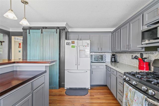 6115 Terri Lynn Drive, Affton, MO 63123