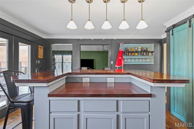 6115 Terri Lynn Drive, Affton, MO 63123